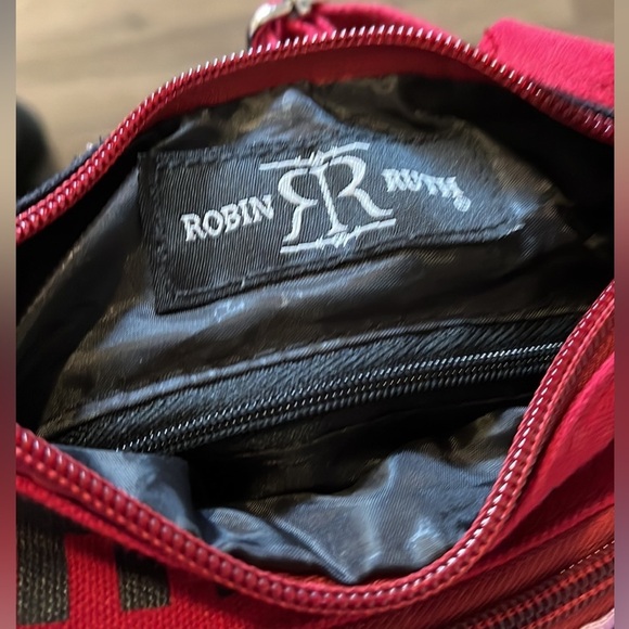 Robin Ruth Pink/Black Crossbody. -Gently used - Picture 6 of 9